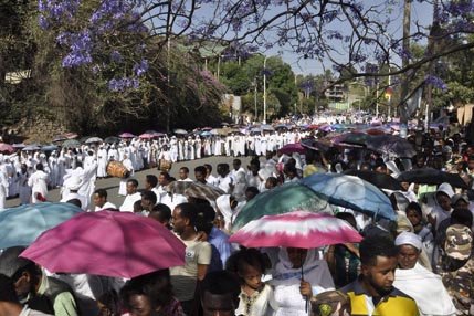 Procession 2