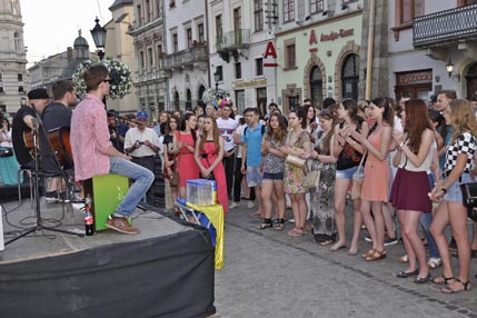 Street entertainers